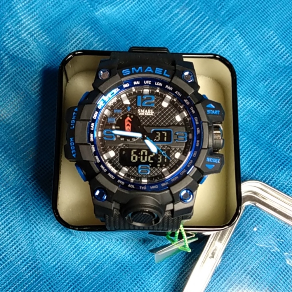 Smael Watch